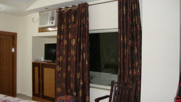 Hotel Ganesha Inn Tapovan Εξωτερικό φωτογραφία